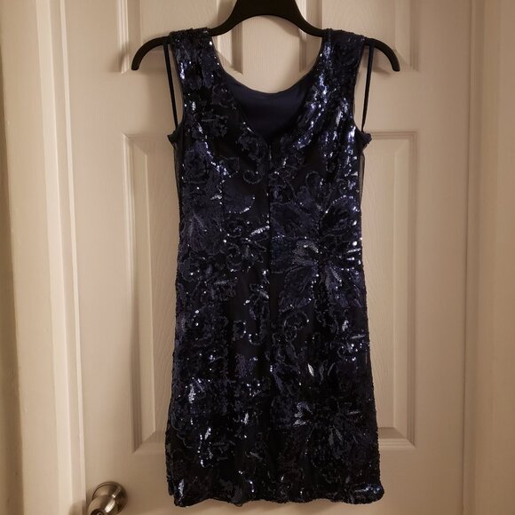 WHBM Sleeveless Blue Sequin Sheath Dress Sz 2 Party NWT White House Black Market - Picture 2 of 15